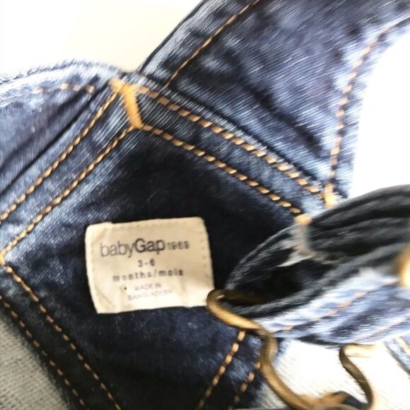 BABygap stretchy dark denim overalls EUC 3-6m - Picture 3 of 4